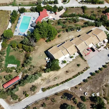 Gardenos Aparthotel